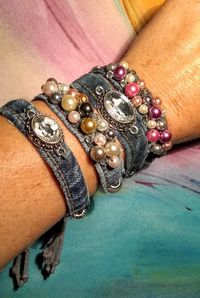 Upcycled denim bracelets #tropicalrevamp #diy #upcycle #crafts #denim #bohochic