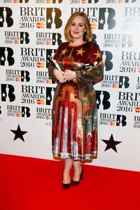 adele in valentino, 2016 brit awards