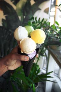 Don’t let the description fool you: Mamasons make a delicious scoop. Mamasons are heavily influenced by their Filipino heritage, which means the scoops are altogether a little more unusual.  To find dirty ice cream in London, you need only make a trip to Chinatown London and Kentish Town, where Mamasons have been whipping up a storm since 2017.