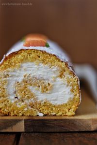 {Rezept} Rüblikuchen Biskuitrolle mit Frischkäsefüllung | Carrot Cake Swiss Roll | homemade and baked Food-Blog