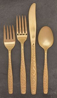 Golden Scroll-Americana Golden Heritage 4 Piece Place Setting by International Silver