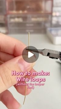 jewelry by June 🌷 on Instagram: "This is one technique to make wire loops without the looper tool 💌  #handmadejewelry #jewelrytutorial #smallbusiness #creative"