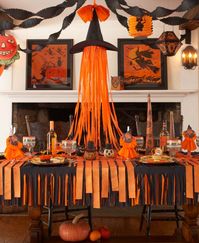 20+ Hauntingly Beautiful Table Centerpiece Ideas For Halloween