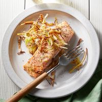 Horseradish-Crusted Salmon with Crispy Leeks