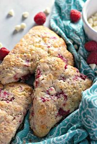 Moist, flaky, and bursting with flavour - these RASPBERRY WHITE CHOCOLATE SCONES are perfect breakfast or brunch! Best served with loved ones and plenty of coffee. #scones #breakfast #brunch