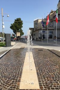 Dry deck fountain – Canadian heroes square – Ortona (Italy) - Forme D'Acqua