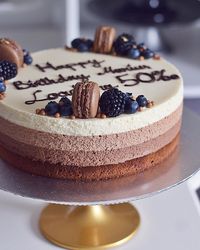 🍰𝒟𝒶𝒾𝒶𝓃𝒶  𝒩𝒾𝓈𝓉𝑜𝓇 on Instagram: “Another cake from last weekend🎂 The much loved triple chocolate mousse cake! Needless to say how creamy and delicious this is! 💛…”