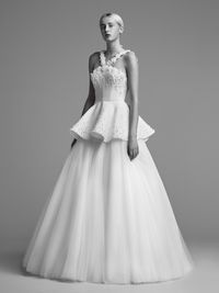 Viktor & Rolf Bridal Fall 2018 Collection Photos - Vogue