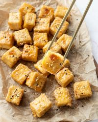 Cubes de tofu croustillants à l'érable