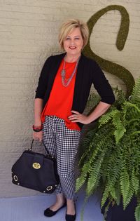 Fashion for women over 40. Houndstooth is a classic print.  Fall fashion outfit. Perfect for women over 40, 50, and older!