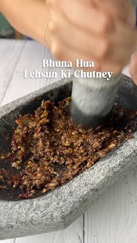 Bhuna hua lehsun ki chutney - easy recipe! लहसुन की चटनी