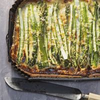 Asparagus and Curd Cheese Tart Recipe