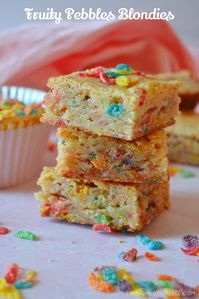 These Fruity Pebbles Blondies are seriously DELICIOUS and so easy, too! Soft and chewy blondies flavored with