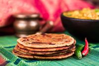 Bhakri Recipe (A Multigrain Gujarati Flat Bread Recipe)