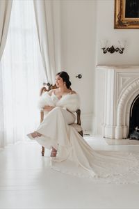 IVORY BRIDAL FAUX FUR SHAWL (LILIAN IVY07) Order Number: 2152857288 Photographer: Madison Camille Photography @madisoncamillephotography