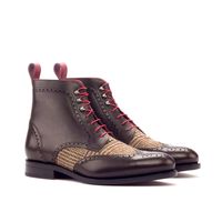 We do love a military-inspired boot like the Creed Brogue Boot. Hand-crafted in a stylish leather & tweed combination, the Creed is produced on Goodyear-welted soles. Customize this design online and choose from a huge selection of leathers, suedes and fabrics! Free worldwide shipping. #brogueboots, #brogues, #customboots