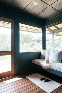 A Vintage Hawaiian Beach Cottage, Restored and Ready for Relaxation - Remodelista