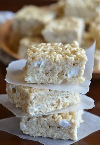 Rice Krispie Treats with double marshmallows, brown butter and vanilla bean. These are the BEST thing you'll ever put in your mouth. Promise. | mountainmamacooks.com