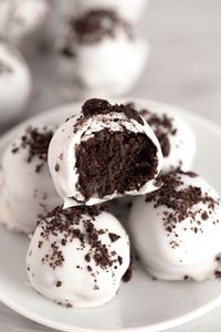 These Oreo cookie balls take the beloved cookie to a whole new level! Get tips for how to make them so they come out perfect time and time again.