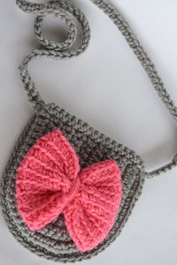 Bitty Bow Bag ???? - A Crafty Concept