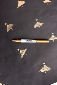 DIY Sharpie Christmas Gift Wrap - Taryn Whiteaker