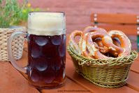 What to Eat in Munich :: 7 Must Eat Bavarian Dishes | Whiskied Wanderlust