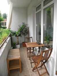 I like the idea of a curtain to provide privacy in close quarters                                                                                                                                                      More