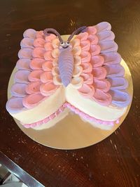 butterfly shaped cake vanilla buttercream