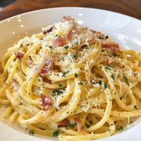 Classic Spaghetti Carbonara: A Taste of Italy