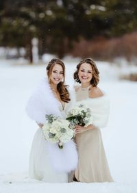 Photographer: @katemerrillphoto Winter Wedding Ideas - Bridal Fur Shawls 10% Off code - BEBEAUTIFUL Order Number: 2641755179