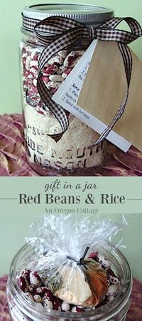 Red Beans and Rice gift in a jar makes an unusual and welcome gift. #masonjar #recipe