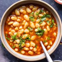 Loubia Recipe (Moroccan Slow Cooker Bean Stew)