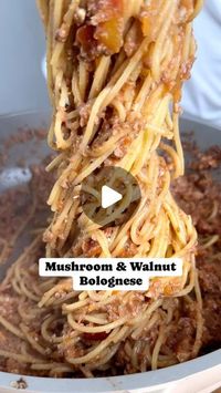 2.4M views · 95K likes | James Wythe on Instagram: "Mushroom & Walnut Bolognese 🍝 this meat-free version will surprise you. It’s been soooo popular that I just had to add it as episode 5 of my “Easy Dinners You’ll Actually Make” series!

Makes 4 portions:

▪️200g mushrooms, quartered
▪️100g walnuts
▪️1 red onion, quartered
▪️1 carrot, chopped
▪️2 garlic cloves
▪️1 tsp Italian seasoning
▪️1 tsp dried basil
▪️1 tsp dried oregano
▪️1 can chopped tomatoes
▪️1/4 can of water
▪️1 tbsp tamari (or soy sauce)
▪️1 vegetable stock pot
▪️handful fresh basil
▪️400g spaghetti (I used gluten free)

1️⃣ Firstly, add the mushrooms + walnuts + onion + carrot + garlic to a food processor and pulse (don’t over blend) as you want texture.

2️⃣ Heat a pan with oil and add in the mince along with the dried herb