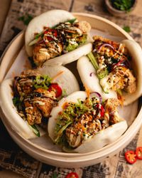 Put your culinary skills to the test with our Spicy Chicken Boaorecipe!   Click for the recipe! . . . Mettez vos talents culinaires à l’épreuve avec la recette de Poulet épicé bao!  Cliquez pour obtenir la recette !