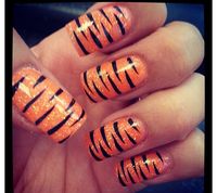 Tiger nails