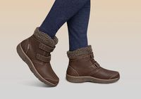 Women's Warm Winter Boots with Fur | OrthoFeet Florence Brown Waterproof