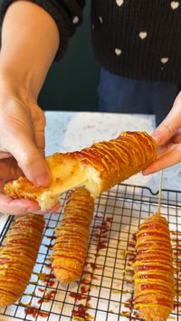 ¿Querés llevar tus snackeos con amigos al siguiente nivel? Compartí estos deliciosos corn dogs y creá momentos fantásticos. 🍇💟