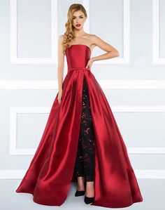 Grad Party Dresses, Formal Playsuit, Dress With Pants, Marina Laswick, Red Wedding Dresses, Fashion Gowns, Grad Dresses, Prom Outfits