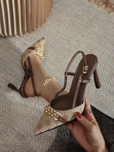 Women's Retro Embroidery Pointed Toe High Heels With Fashion Buckle Ankle StrapI discovered amazing products on SHEIN.com, come check them out! Classy Women Shoes, Pretty Heels Classy, Buisness Shoes, Fashion Shoes Heels Classy, Gucci High Heels, Shein Heels, Stylish Shoes Heels, Burberry Heels