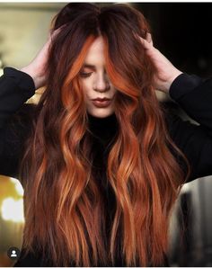 Color Block Hair, Cheveux Oranges, Hairstyle Braids, Ginger Hair Color, Long Red Hair, Ombré Hair, Women's Hairstyles, Auburn Hair