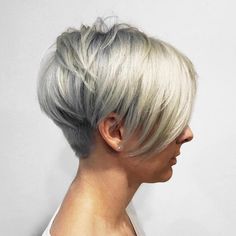 Silver Pixie With Bangs And Nape Undercut Kort Bob, Longer Pixie Haircut, Icy Blonde Hair, Really Short Hair, Cute Short Haircuts, Long Pixie Cuts, Great Haircuts, Short Layered Haircuts, Long Bangs