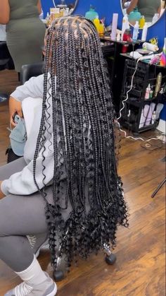 Medium Bohieman Knotless Box Braids, Bohemian Knotless Braids With Heart, Large Bohemian Knotless Braids With Color, Peekaboo Goddess Braids, Bohieman Knotless Box Braids, Large Boho Knotless Braids, Large Bohemian Knotless Braids, Amazing Braids, Bohemian Knotless Braids