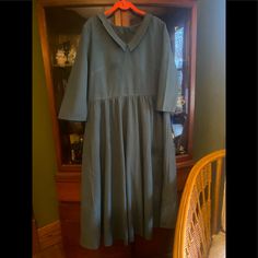 Never Worn. Bust 43” Waist 38” Length 48”. From Shoulders To Waist 32”. Hidden Zipper On Side Of Dress. Sleeves To Elbows. Excellent Condition. Green Cotton Dress, Dress Sleeves, Green Cotton, Cotton Dress, Cotton Dresses, Hidden Zipper, Dark Green, Conditioner, Maxi Dress