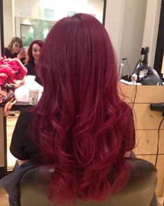 Pink Red Hair Dye, Red Hair Bright Cherry, Dark Pink Red Hair, Long Red Hair With Layers, Red Hair Long Layers, Dark Pink Hair Color, Reddish Pink Hair, Long Dark Red Hair, Pinkish Red Hair