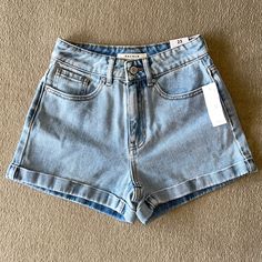 Pacsun Mom Jean Shorts High Waisted 2inch Inseam Brand New!! Never Been Worn!! Size: 23 (1 Juniors) Color: Blue Wash High Rise Shorts With Pockets For Beach, Jean Shorts Preppy, 90s Blue High Rise Jean Shorts, Cheap Vintage Mid-rise Jean Shorts, H&m Blue Jean Shorts For Summer, Cheap 90s High-rise Jean Shorts, Cheap Blue H&m Jean Shorts, Blue Jeans Shorts, Jean Shorts High Waisted