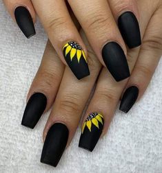 Spring Nails Acrylic Flower Designs, Black Nail Art Acrylic Nails, Nail With Sunflower Design, Black Nails Summer 2023, Black Gel Nails Short Art Designs, Back And Yellow Nails, Unique September Nails, Mail Designs Butterfly, Cute Nail Ideas For Spring Acrylic