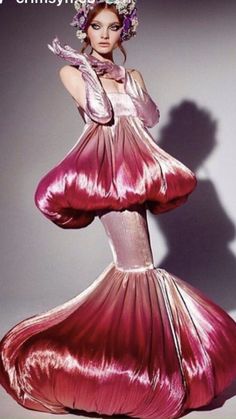 Weird Runway Fashion, Norma Jeane, In Full Bloom, Character Outfits, Magazine Cover, Editorial Fashion