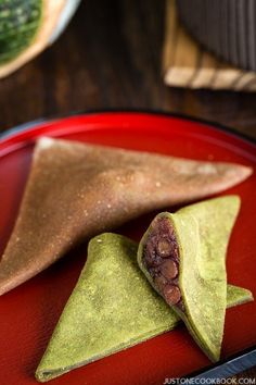 Nama Yatsuhashi (生八ツ橋) - Popular Cinnamon Mochi from Kyoto | Easy Japanese Recipes at JustOneCookbook.com Gluten Free Japanese Food, Cheap Sweets, Just One Cookbook, Easy Japanese Recipes, Japanese Recipes, Japanese Sweet, Japanese Sweets