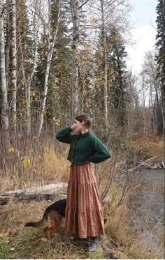 Autumn Farm Outfit, Garden Chic Outfit Style, Farm Fashion Aesthetic, Feminine Autumn Style, Boho Farm Outfit, Camping Skirt Outfits, Cozy Winter Dress Outfit, 70s Cottagecore Fashion, Fashion Country Style