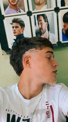 corte de cabelo masculino, moicano / mullet Mullet Design, Mini Mullet, Corte Mullet, Mens Haircuts Thick Hair, Black Men Haircut, Comb Over Haircut, Dyed Hair Men, Cornrow Hairstyles For Men